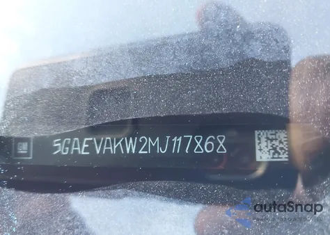 2021 Buick Enclave Awd Essence z USA, uszkodzony, nr VIN 5GAEVAKW2MJ117868